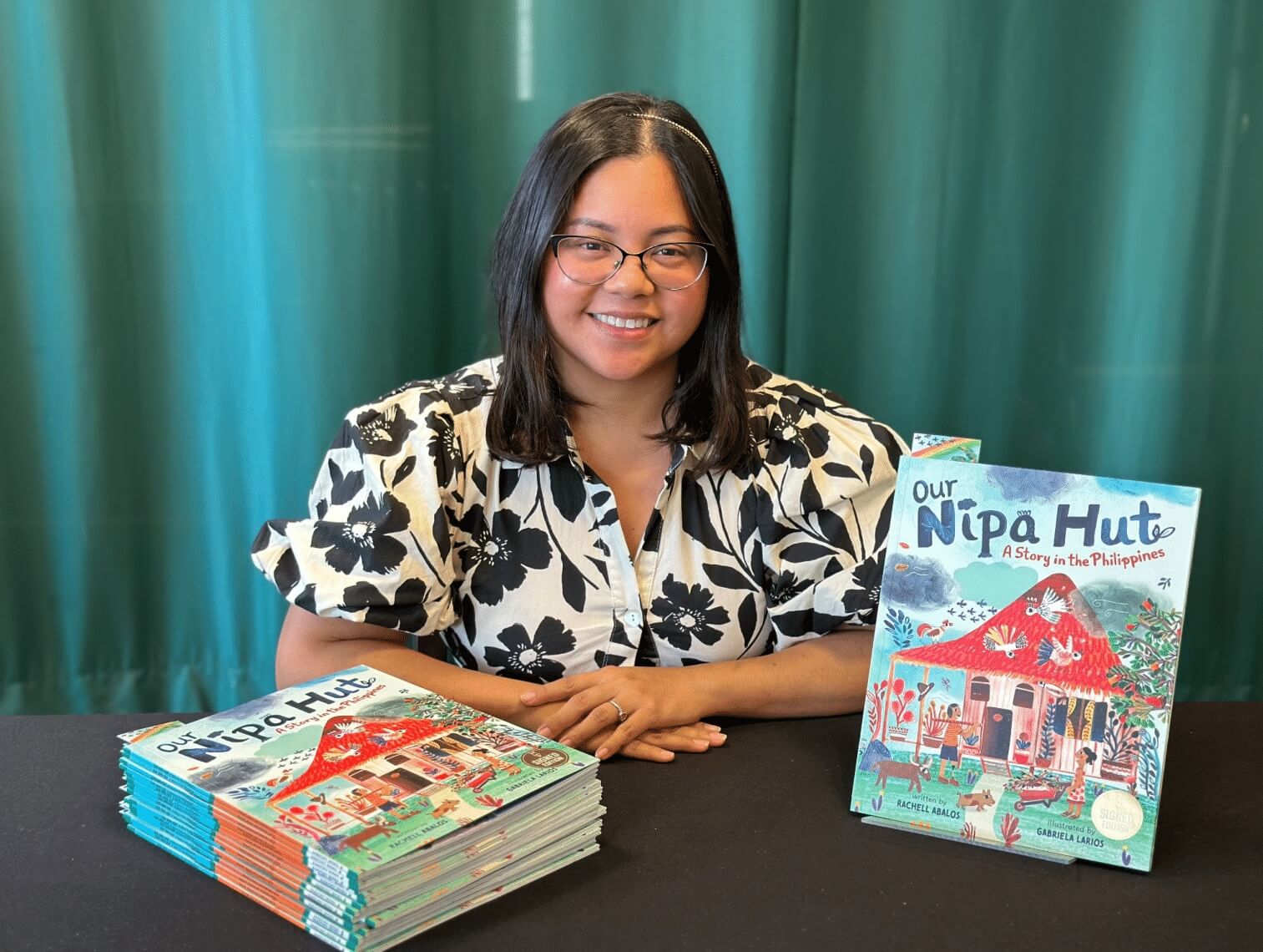 RachellNipaHut Rachell Abalos with her Nipa Hut Book Signing